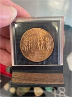 VINTAGE BICENTENNIAL TOKEN WITH STAND