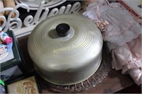 VINTAGE CAKE DOME AND PLATE