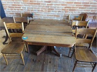 Antique Oak table with 4 leaves & 6 chairs
