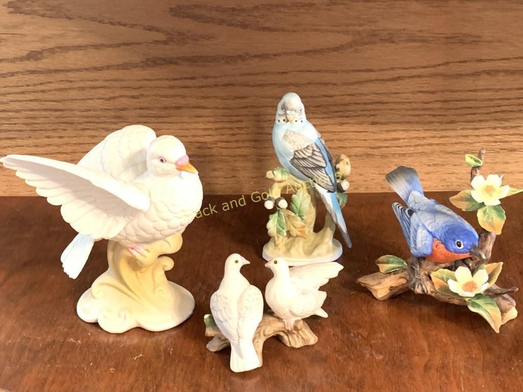 4 Lefton China Bird Themed Figurines