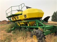 2004 John Deere 1895 Air Seeder