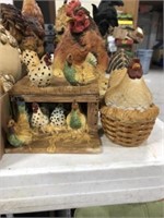 CHICKEN FIGURINE