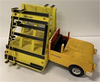Lazzaro Wooden toy truck