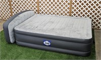 SEALY AIR MATTRESS - QUEEN SIZE - LIKE NEW-BOX