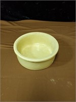 Roseville pottery bowl pprox 7.5 inches diameter