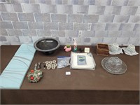 Home decor and kitchen mix lot