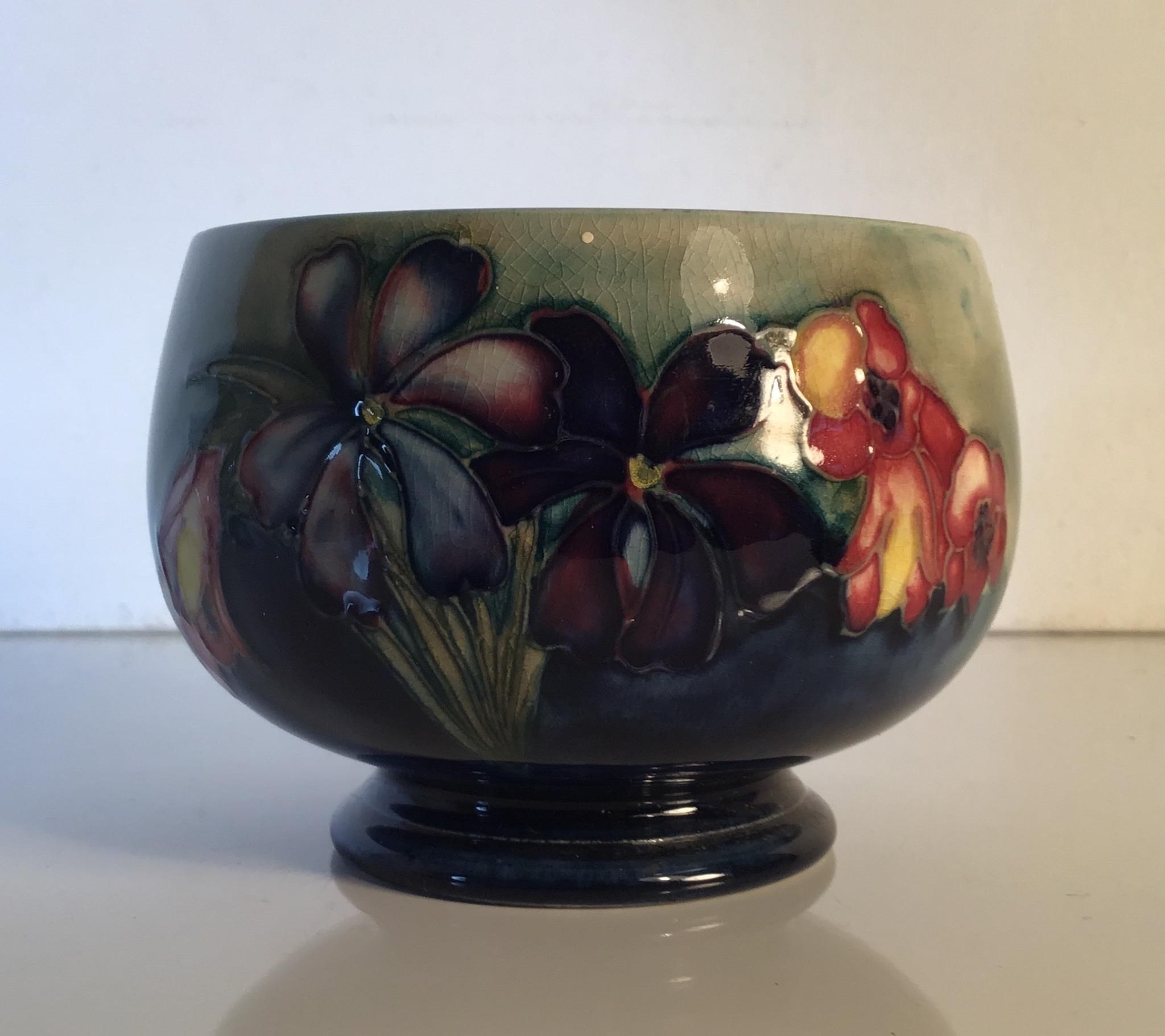 MOORCROFT POTTERY BOWL ENGLAND