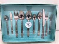 New PC Chicago 65 Pc SS Flatware Set