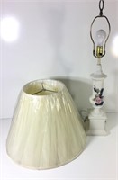 Porcelain Lamp with Applied Floral Décor