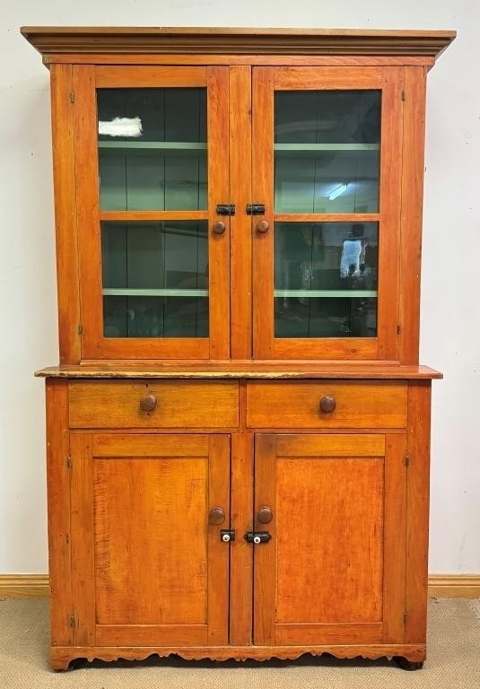 NICE 1800'S NEW BRUNSWICK PINE STEPBACK CUPBOARD