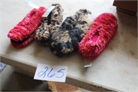 NEW 4 PAIR WOMENS SLIPPERS, SIZE 7 & 8