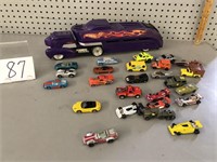 HOT WHEELS TRUCK / TOY CARS