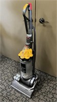 Dyson DC33 Vacuum