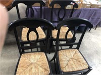 (4X) Black Painted Wooden Dining Chairs with Rush