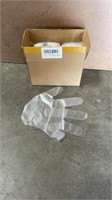 1500 one size fits most disposable plastic gloves