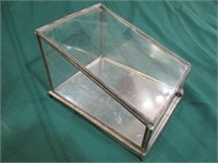 Tin/Glass display case - 5 x 6 1/2"