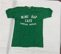 Mint bar single stitch size xl shirt
