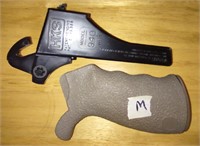 Pistol Grip & Speed Loader HKS