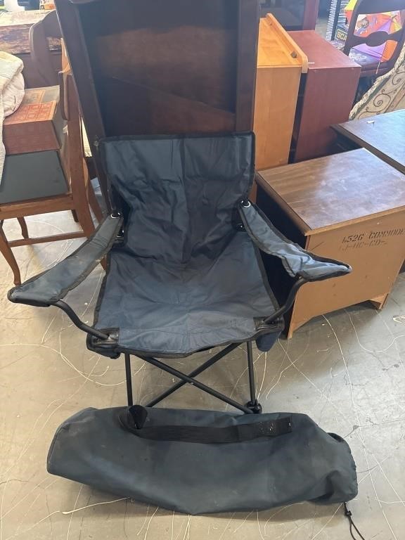 Fold Up Chair  With Carrying Case