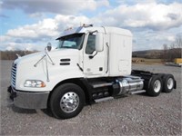 2012 MACK PINNACLE CXU613 T/A TRUCK TRACTOR