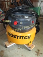 Bostitch 6 Gallon Air Compressor w/ Hose