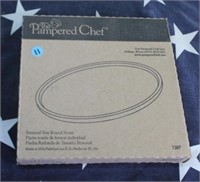 Pampered Chef - Personal Size Round  Stone