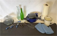 Paper Towel Holder, Oven Mitts, Strainers, Glass