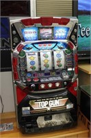 Top Gun Slot Machine