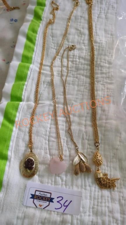 Necklace lot