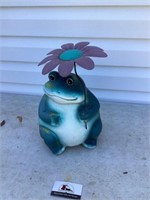 resin Frog statue