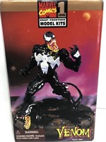Marvel Comics "Venom" model kit (NIB)
