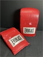 Vintage Everlast Boxing Gloves