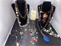 LARGE LOT OF GORGEOUS NECKLACES