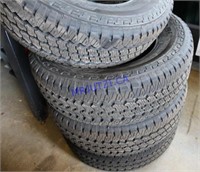 4 Bridgestone Dueller A/T Tires - LT275/70R18