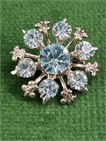 Small size vintage brooch