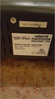 staples laminator