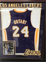 KOBE BRYANT SIGNED AND FRAMED JERSEY (PSA LOA)