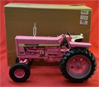 IH Farmall 756 tractor