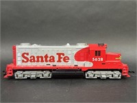 Santa Fe 5628 - HO Tyco Scale Diesel Loco Train