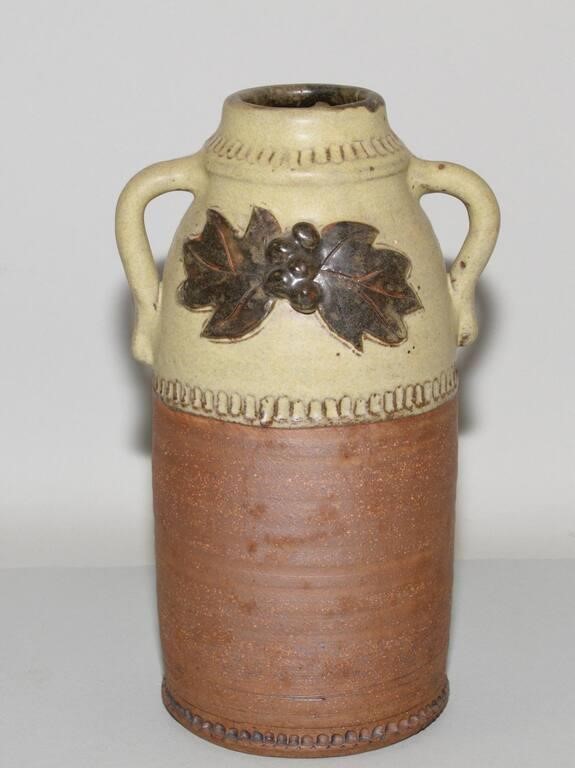 MIDDOUR 2 HANDLE CLAY POTTERY JUG