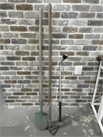 Rustic Long Handled Shovel & Hoe + Spinkler Head