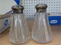 Sterling top salt and pepper