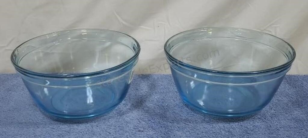 Anchor Hocking blue glass mixing bowls. 21½qt.