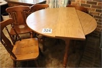 Dining Room Table with (4) Chairs & Extra Leaf