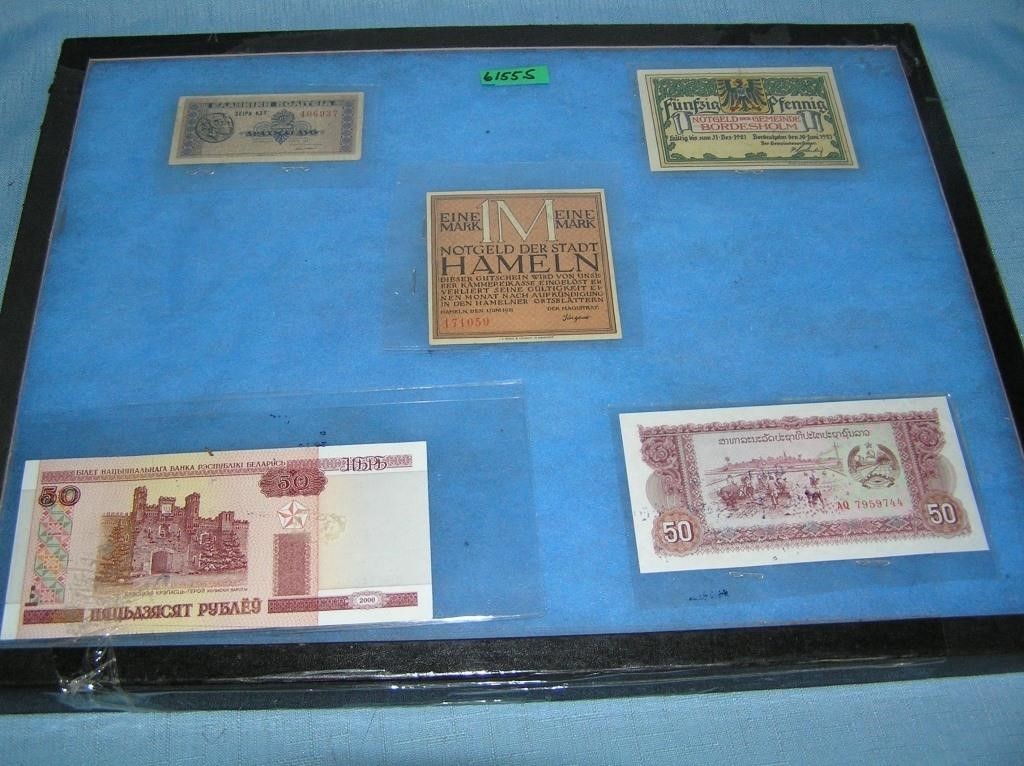 Collection of world currency