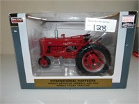 International Harvester Farmall 400