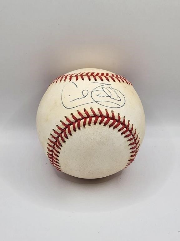 HIGH END SIGNED BASEBALLS AND CARD CONSIGNMENT!