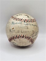 TEAM SIGNED OFFICIAL WESTERN LEAGUE VINTAGE BALL