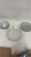 Glass plate set 8 lg plates , 4 bowls, 5 small
