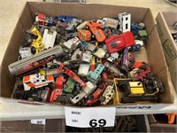 VTG. TOY CARS LOT